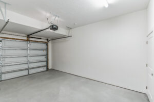 RISE Citrus Ridge elevated design townhomes in Davenport, Florida: Interior Empty Garage